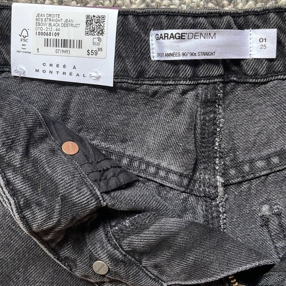 ⭐️⭐️ Brand new Women’s raw hemmed 90’s straight jeans⭐️⭐️-Size 25 - Picture 5 of 12